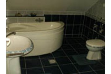 Serbia Privát Apatin, Esterno